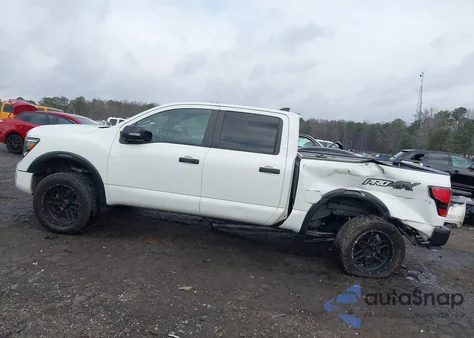 2023 Nissan Titan Pro-4X 4X4 z USA, uszkodzony, nr VIN 1N6AA1ED4PN113883